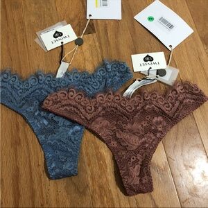 Twinset floral Lace Thong Set